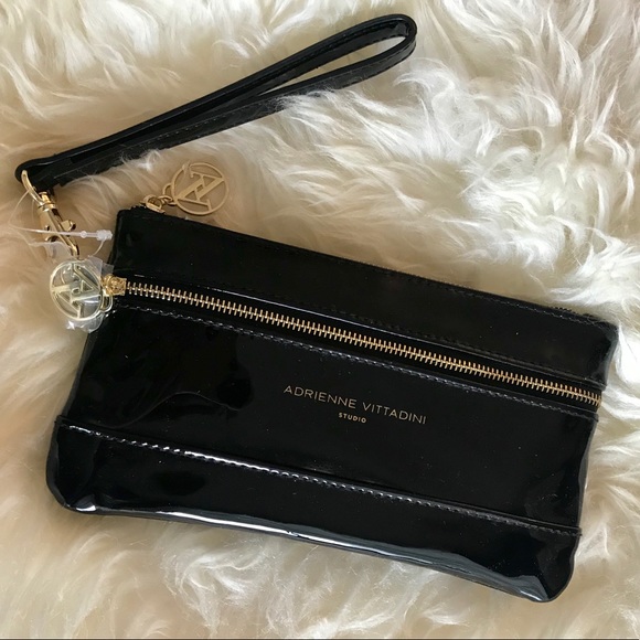adrienne vittadini clutch